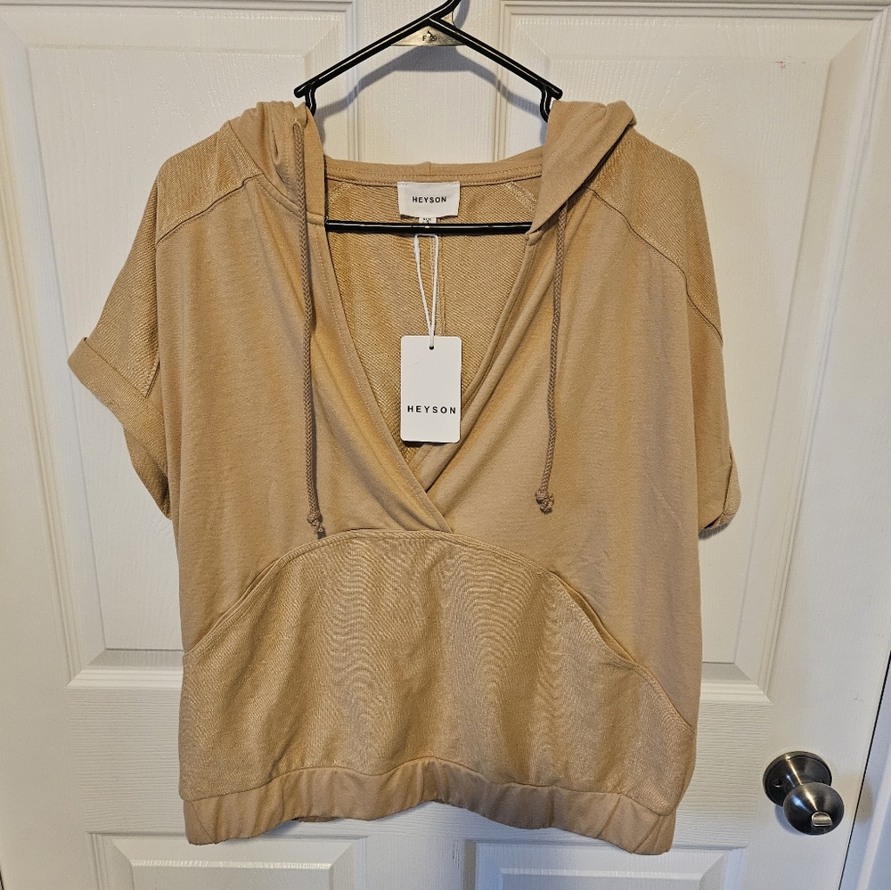 V-neck Short Sleeve Hoodie